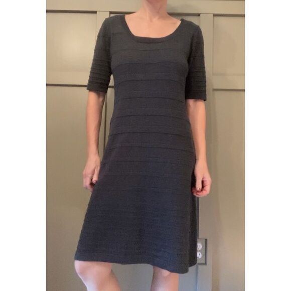 𝅺CALVIN Klein Ribbed Knit Sweater Dress in Charcoal Gray Size Medium - Picture 1 of 10
